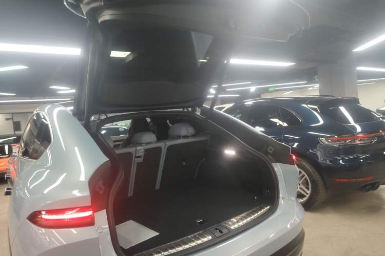 Used Nio EC6 2023 75 kWh Trunk