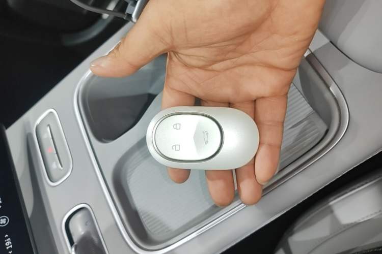 Used Nio EC6 2023 75 kWh Vehicle Key