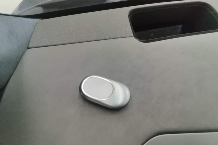 Used Nio EC6 2023 75 kWh Vehicle Key