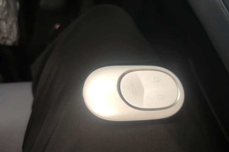 Used Nio EC6 2023 75 kWh Vehicle Key