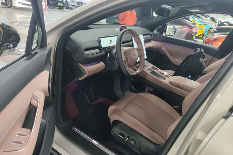 Used Nio EC6 2023 75 kWh Driver Seat