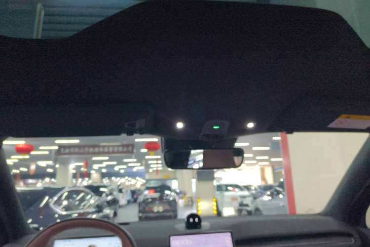 Used Nio EC6 2023 75 kWh Headliner