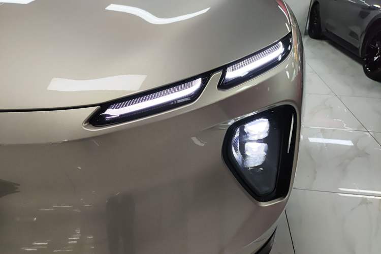 Used Nio EC6 2023 75 kWh Left Front Headlight