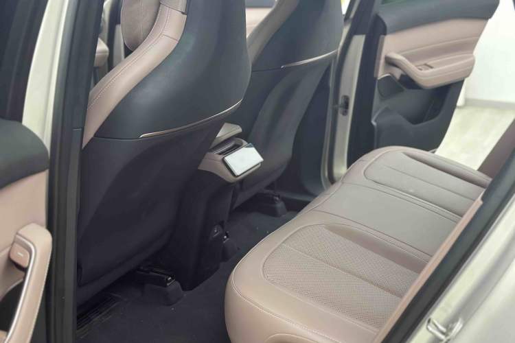 Used Nio EC6 2023 75 kWh Left Rear Seat