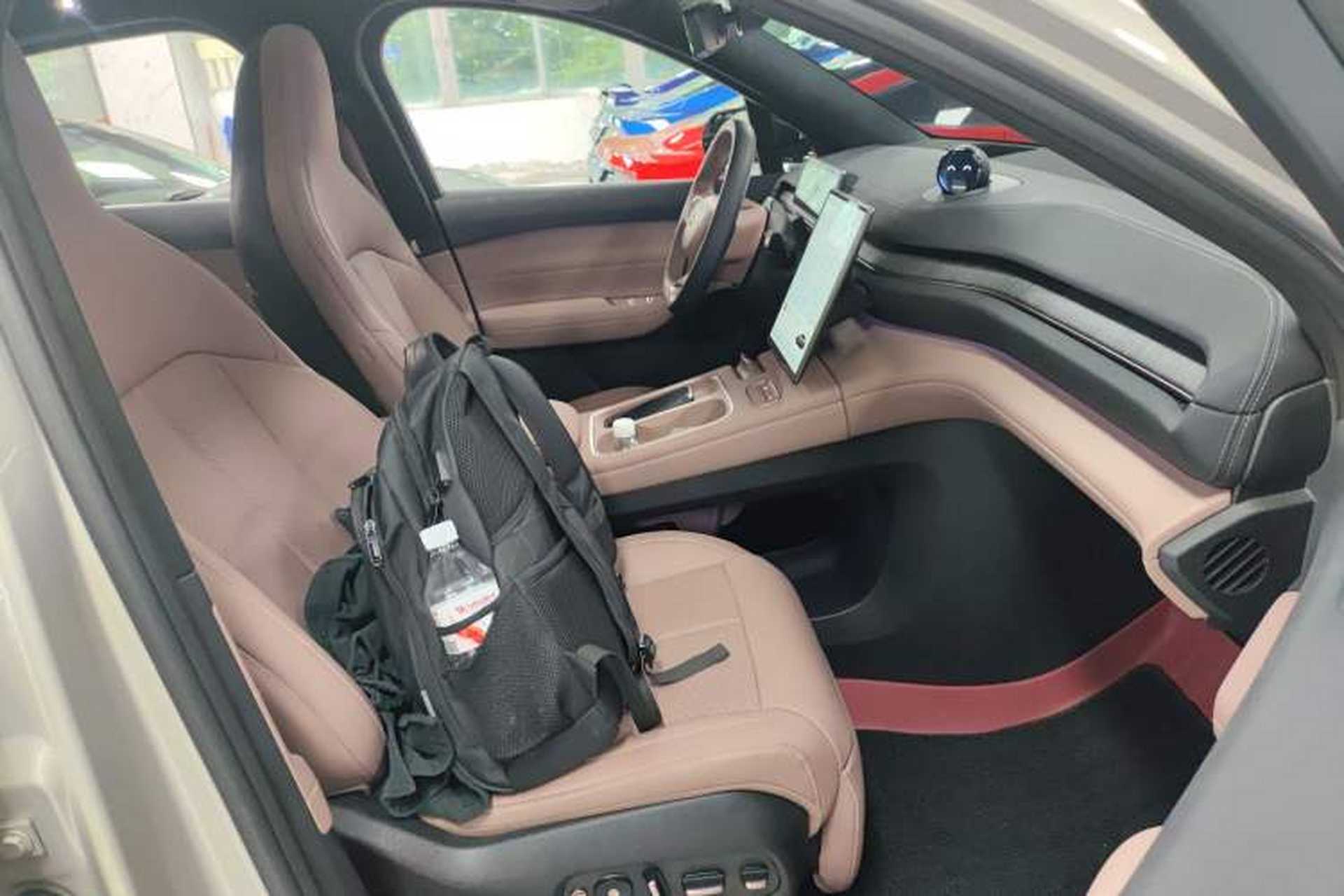 Used Nio EC6 2023 75 kWh Right Front Seat