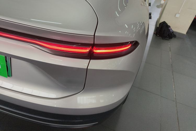 Used Nio EC6 2023 75 kWh Right Rear Taillight