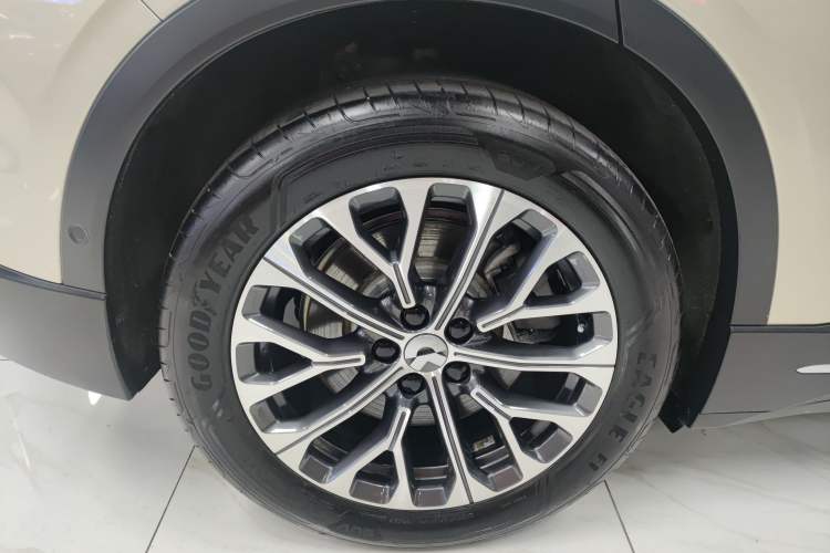 Used Nio EC6 2023 75 kWh Right Rear Wheel Hub