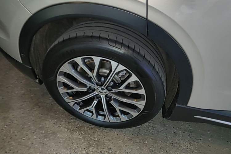 Used Nio EC6 2023 75 kWh Right Rear Wheel Hub