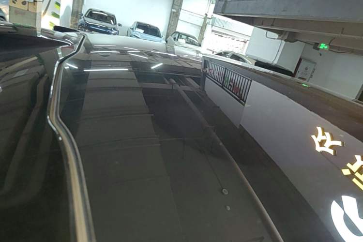 Used Nio EC6 2023 75 kWh Roof