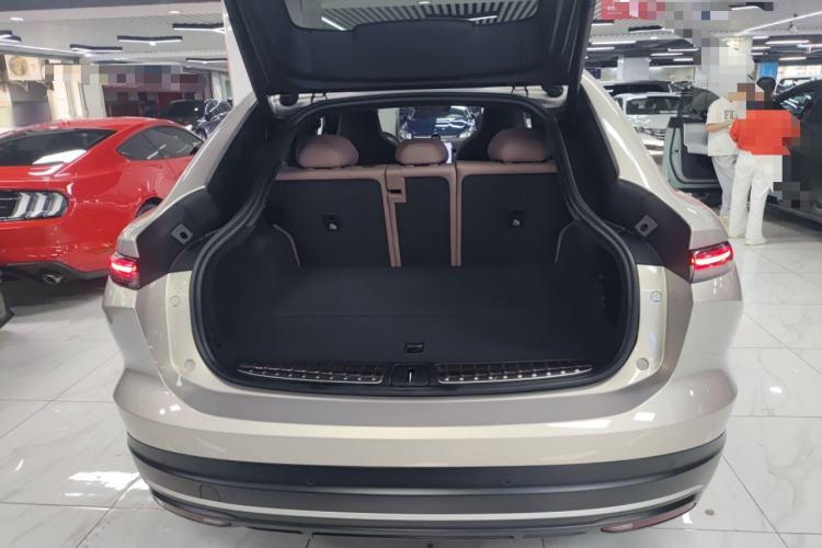 Used Nio EC6 2023 75 kWh Trunk