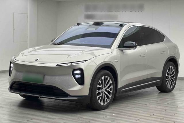 Used Nio EC6 2023 75 kWh