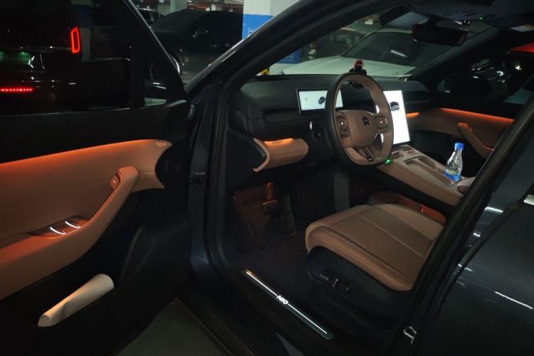 Used Nio EC6 2023 75 kWh Driver Seat