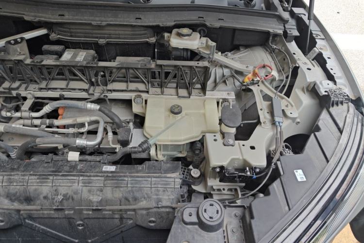 Used Nio EC6 2023 75 kWh Engine Bay Left