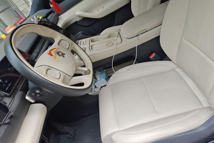 Used Nio EC6 2023 75 kWh Left Front Seat