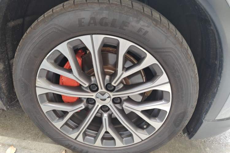 Used Nio EC6 2023 75 kWh Right Front Wheel Hub