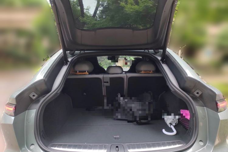Used Nio EC6 2023 75 kWh Trunk