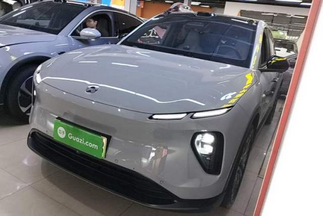 Used Nio EC6 2023 75 kWh