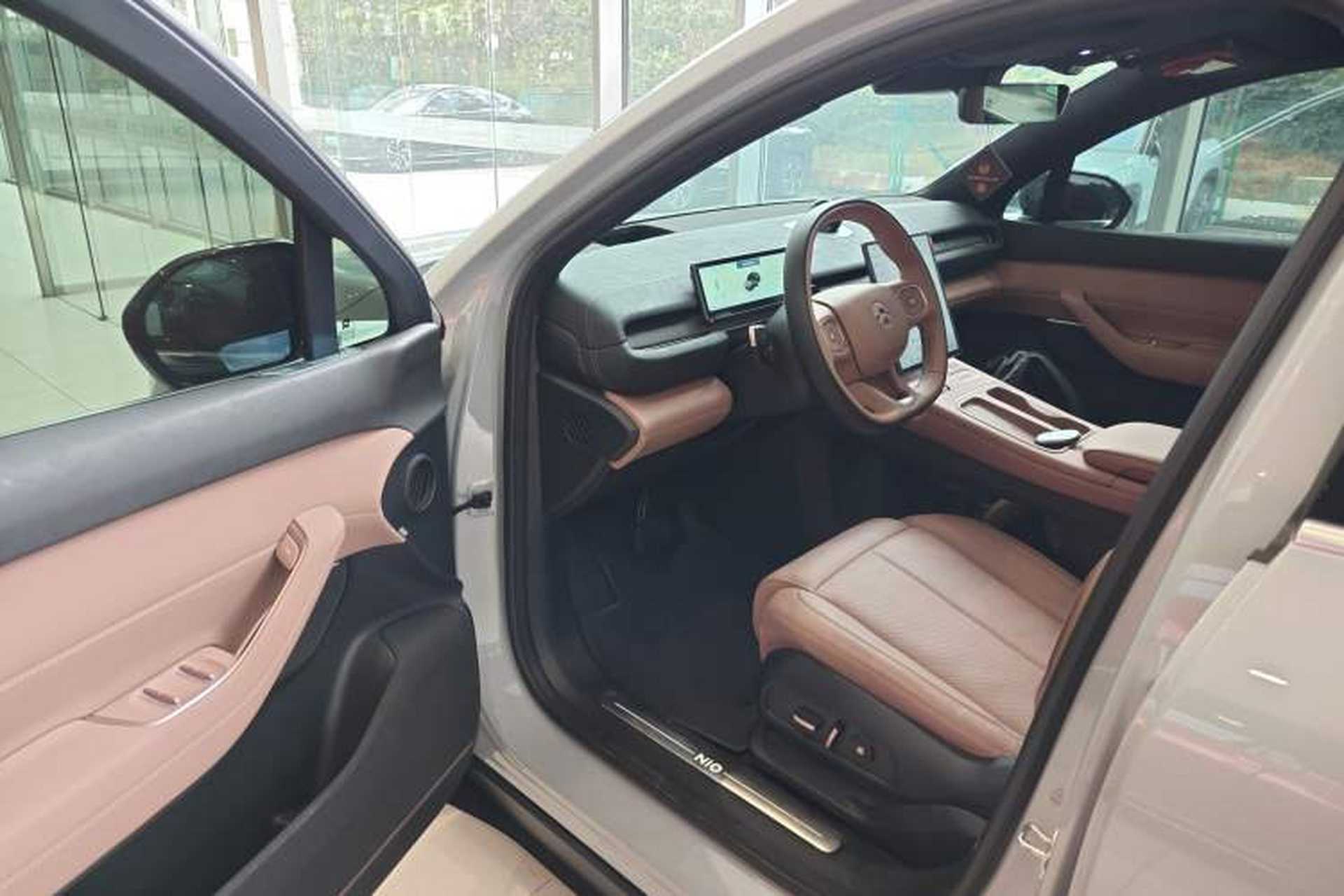 Used Nio EC6 2023 75 kWh Driver Seat