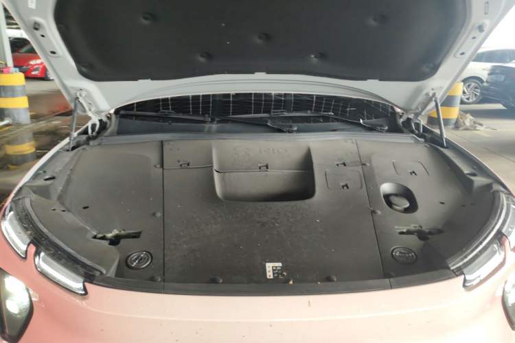 Used Nio EC6 2023 75 kWh Engine Bay