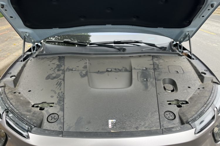 Used Nio EC6 2023 75 kWh Engine Bay