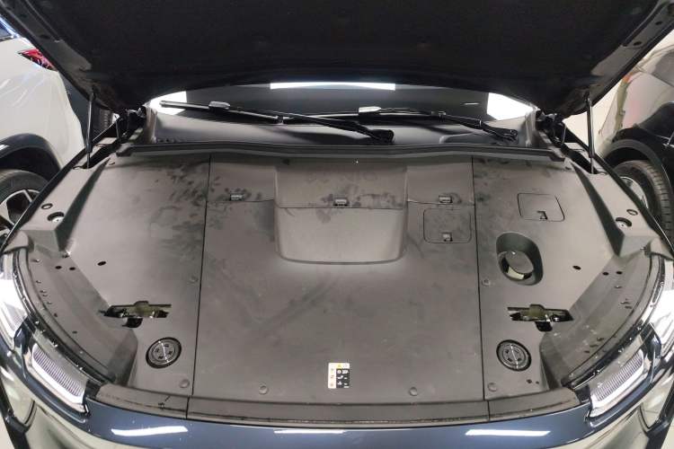 Used Nio EC6 2023 75 kWh Engine Bay