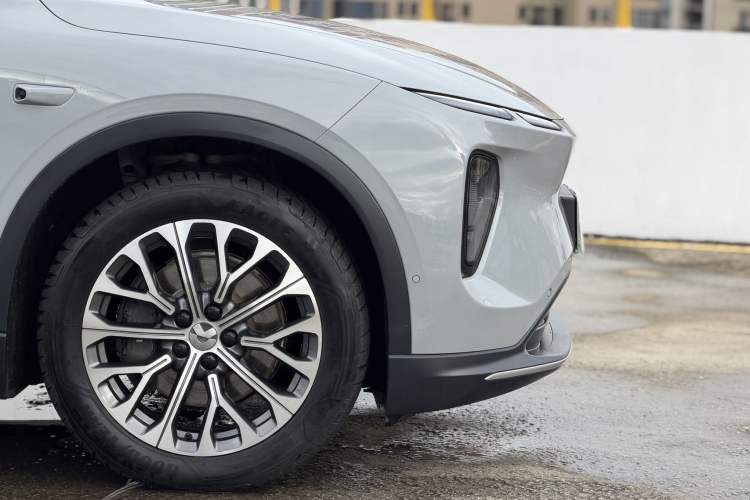 Used Nio EC6 2023 75 kWh Exterior 10