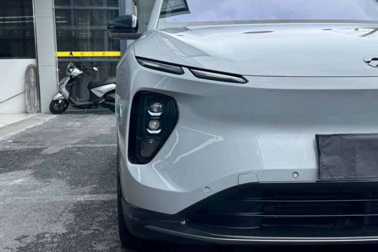 Used Nio EC6 2023 75 kWh Exterior 4