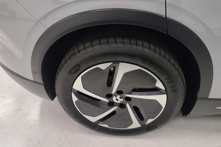 Used Nio EC6 2023 75 kWh Exterior 5