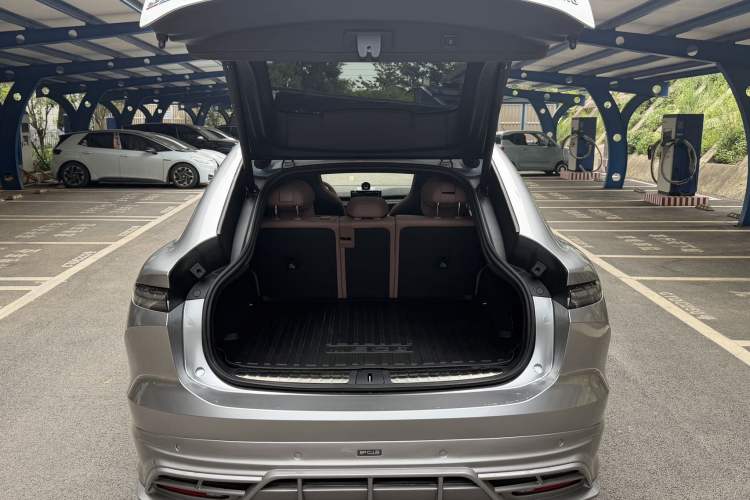 Used Nio EC6 2023 75 kWh Exterior 6