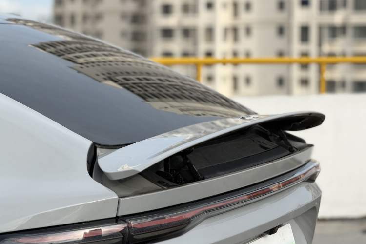 Used Nio EC6 2023 75 kWh Exterior 9