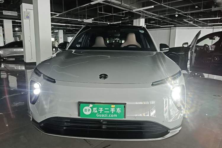 Used Nio EC6 2023 75 kWh Front