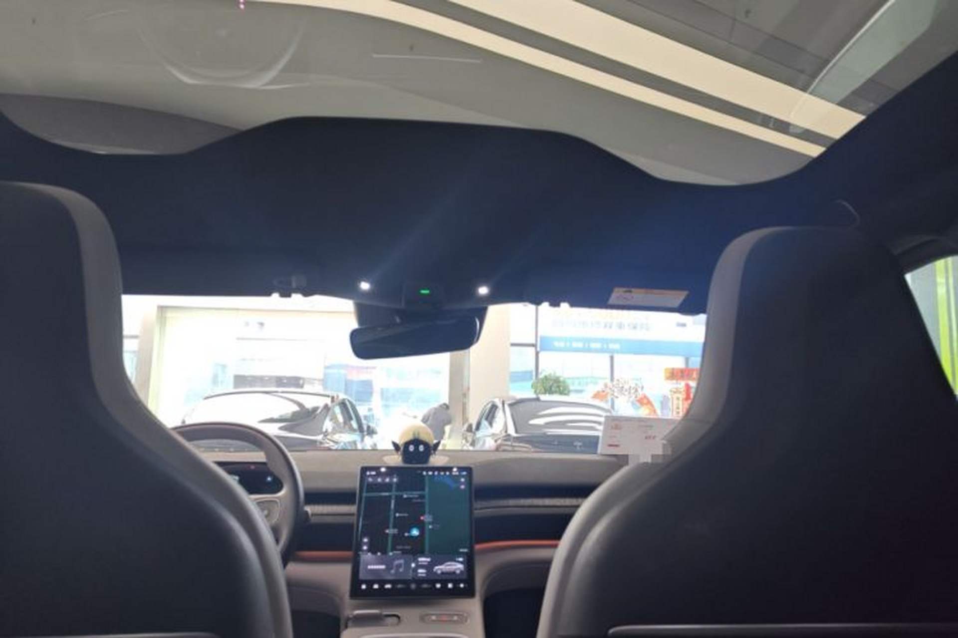 Used Nio EC6 2023 75 kWh Headliner