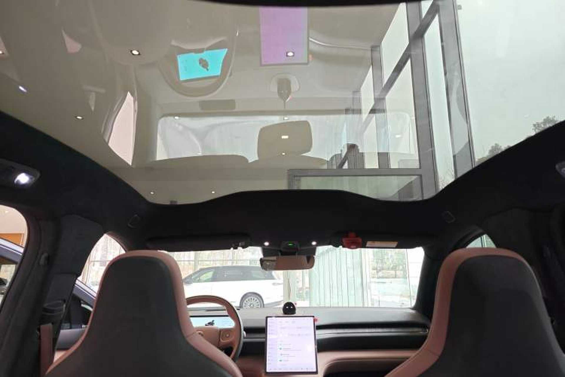 Used Nio EC6 2023 75 kWh Headliner