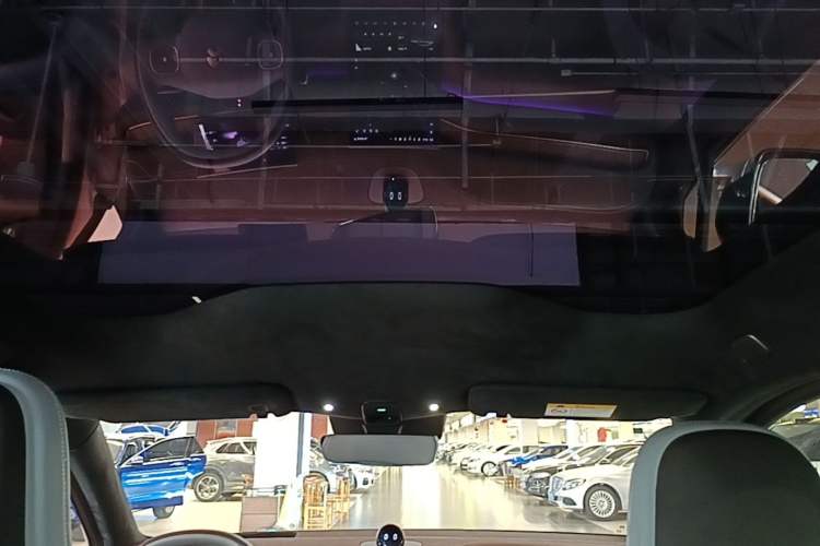 Used Nio EC6 2023 75 kWh Headliner