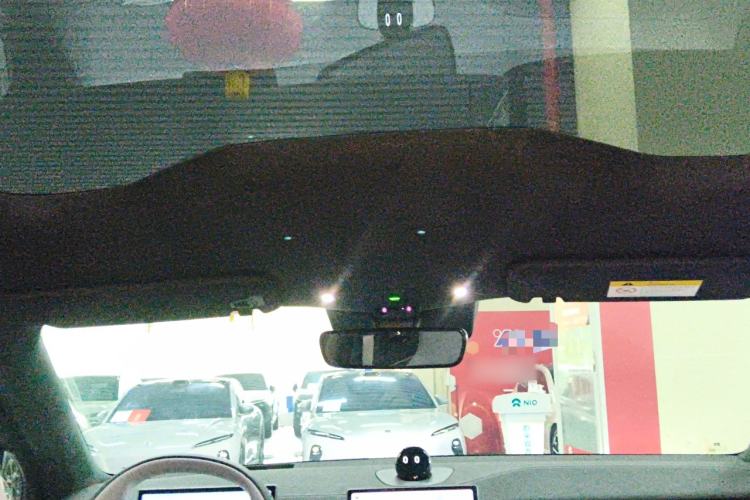 Used Nio EC6 2023 75 kWh Headliner