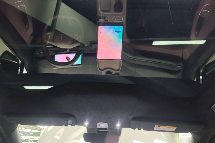 Used Nio EC6 2023 75 kWh Headliner