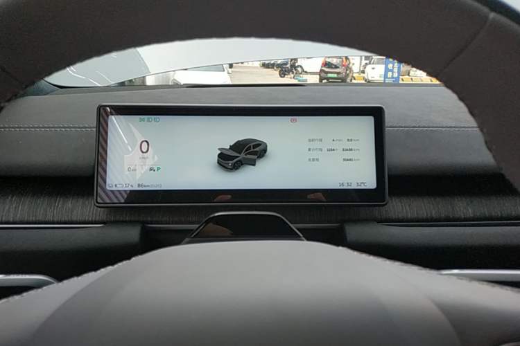 Used Nio EC6 2023 75 kWh Instrument Cluster