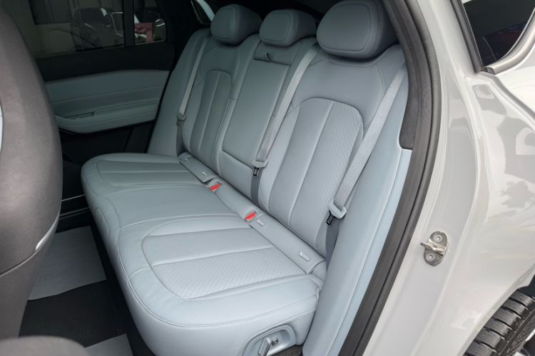 Used Nio EC6 2023 75 kWh Interior 2