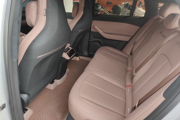 Used Nio EC6 2023 75 kWh Interior 4