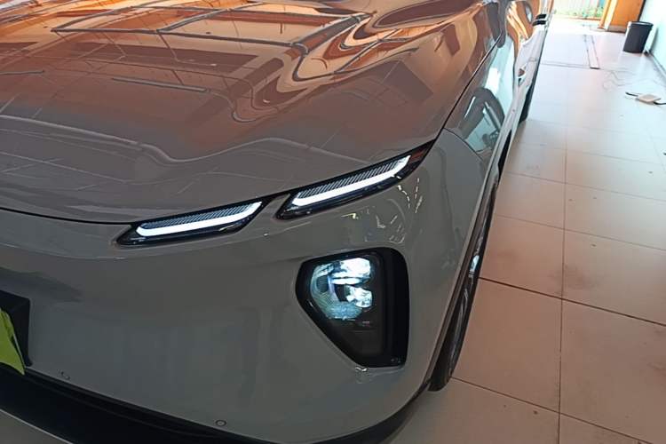 Used Nio EC6 2023 75 kWh Left Front Headlight