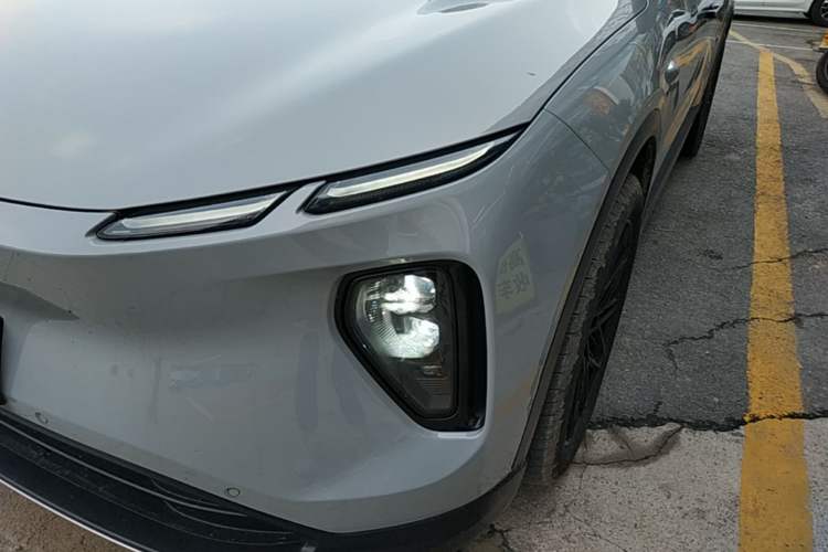 Used Nio EC6 2023 75 kWh Left Front Headlight