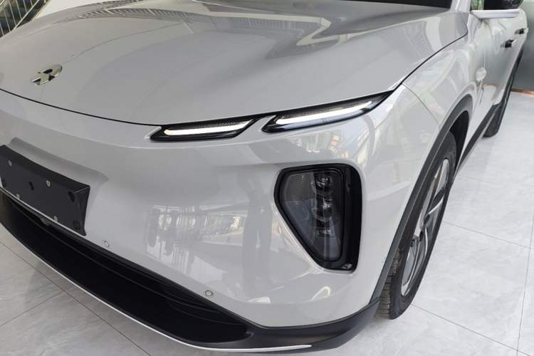 Used Nio EC6 2023 75 kWh Left Front Headlight