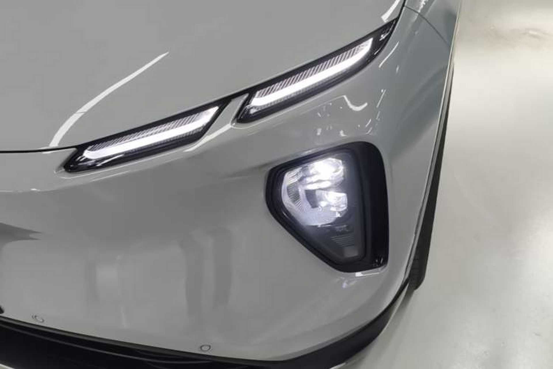 Used Nio EC6 2023 75 kWh Left Front Headlight