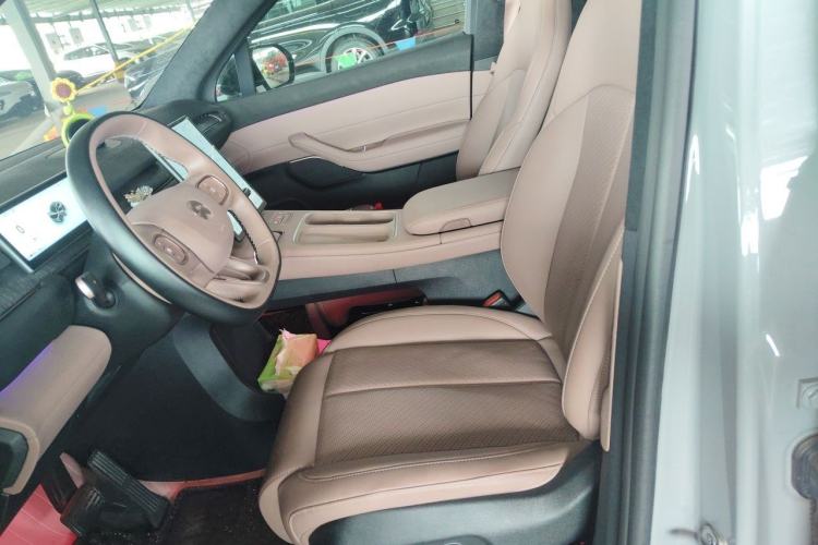 Used Nio EC6 2023 75 kWh Left Front Seat