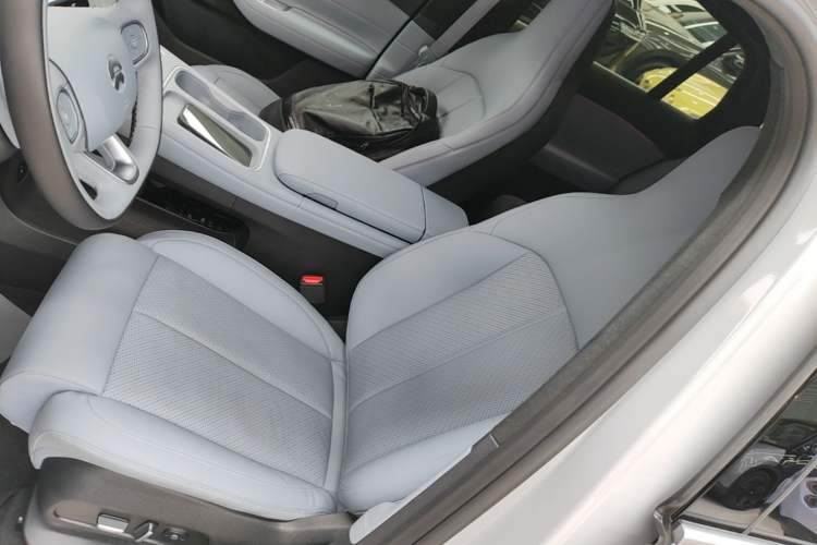 Used Nio EC6 2023 75 kWh Left Front Seat