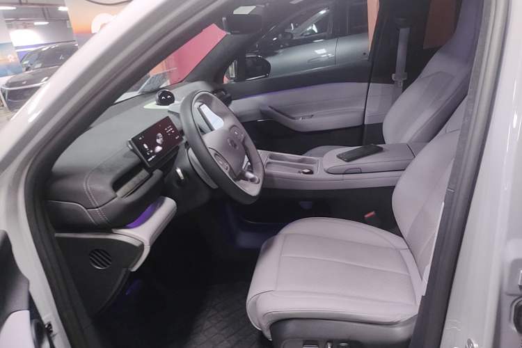 Used Nio EC6 2023 75 kWh Left Front Seat