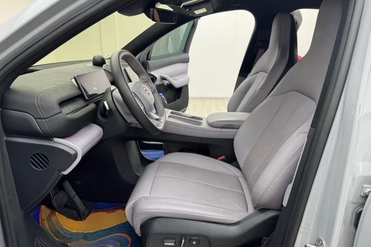 Used Nio EC6 2023 75 kWh Left Front Seat