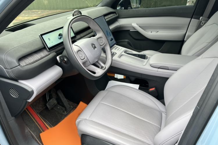 Used Nio EC6 2023 75 kWh Left Front Seat