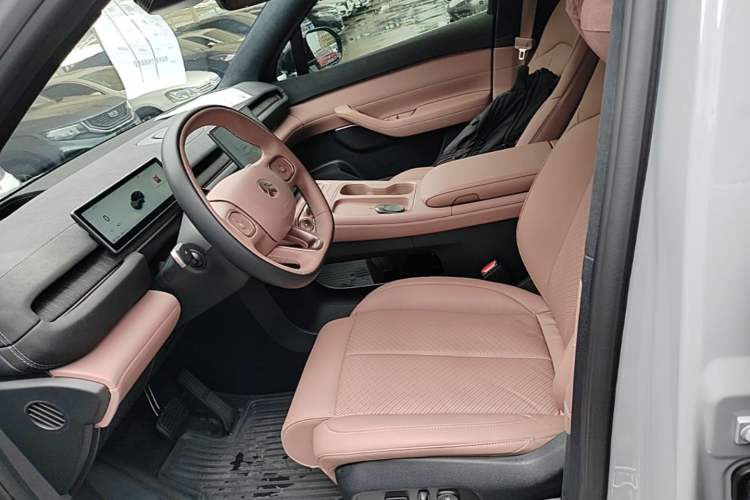 Used Nio EC6 2023 75 kWh Left Front Seat