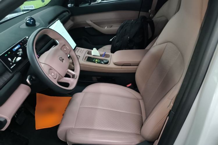 Used Nio EC6 2023 75 kWh Left Front Seat
